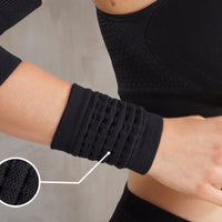 ACCAPI Wrist Bands(手首サポーター) NN338